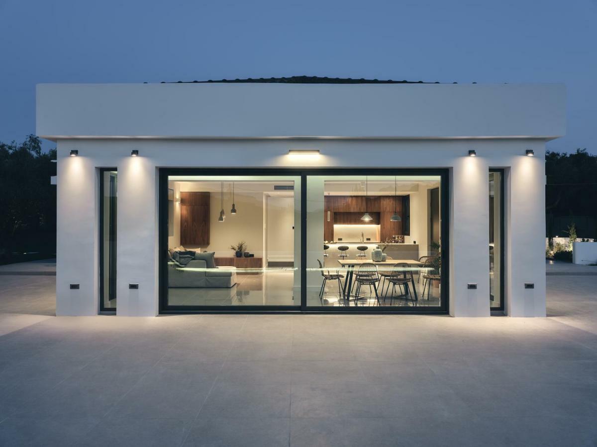 Drallos Luxury Villa Аликанас Екстериор снимка